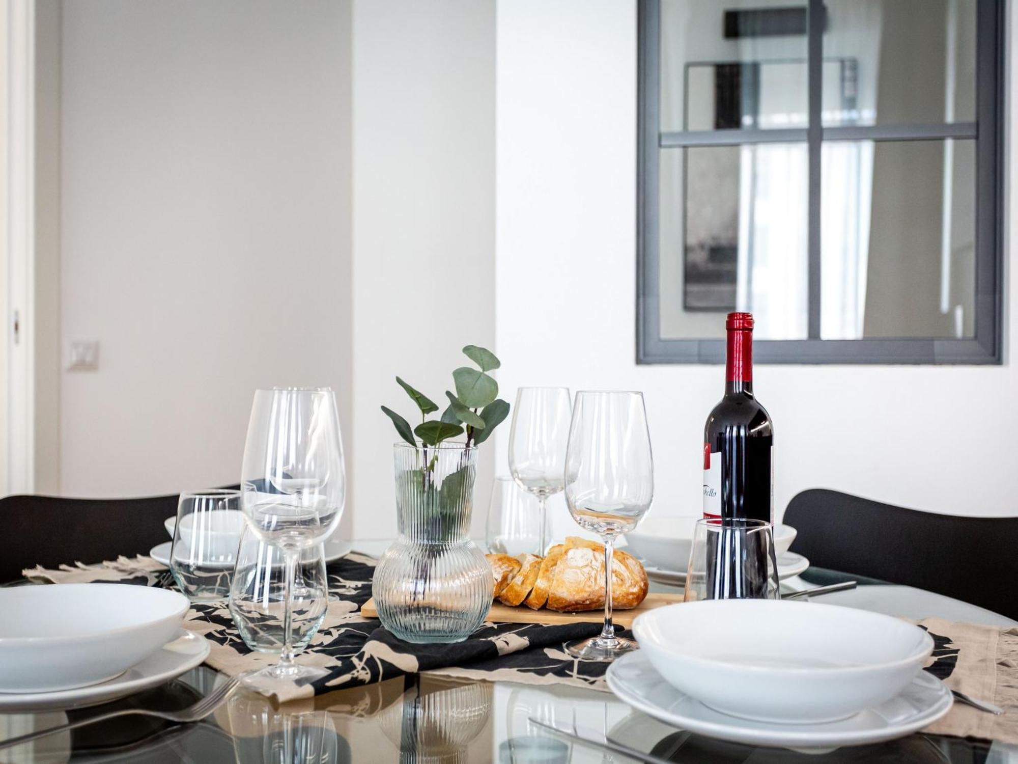 The Best Rent - Modern One Bedroom Apartment In San Babila Milano Eksteriør billede