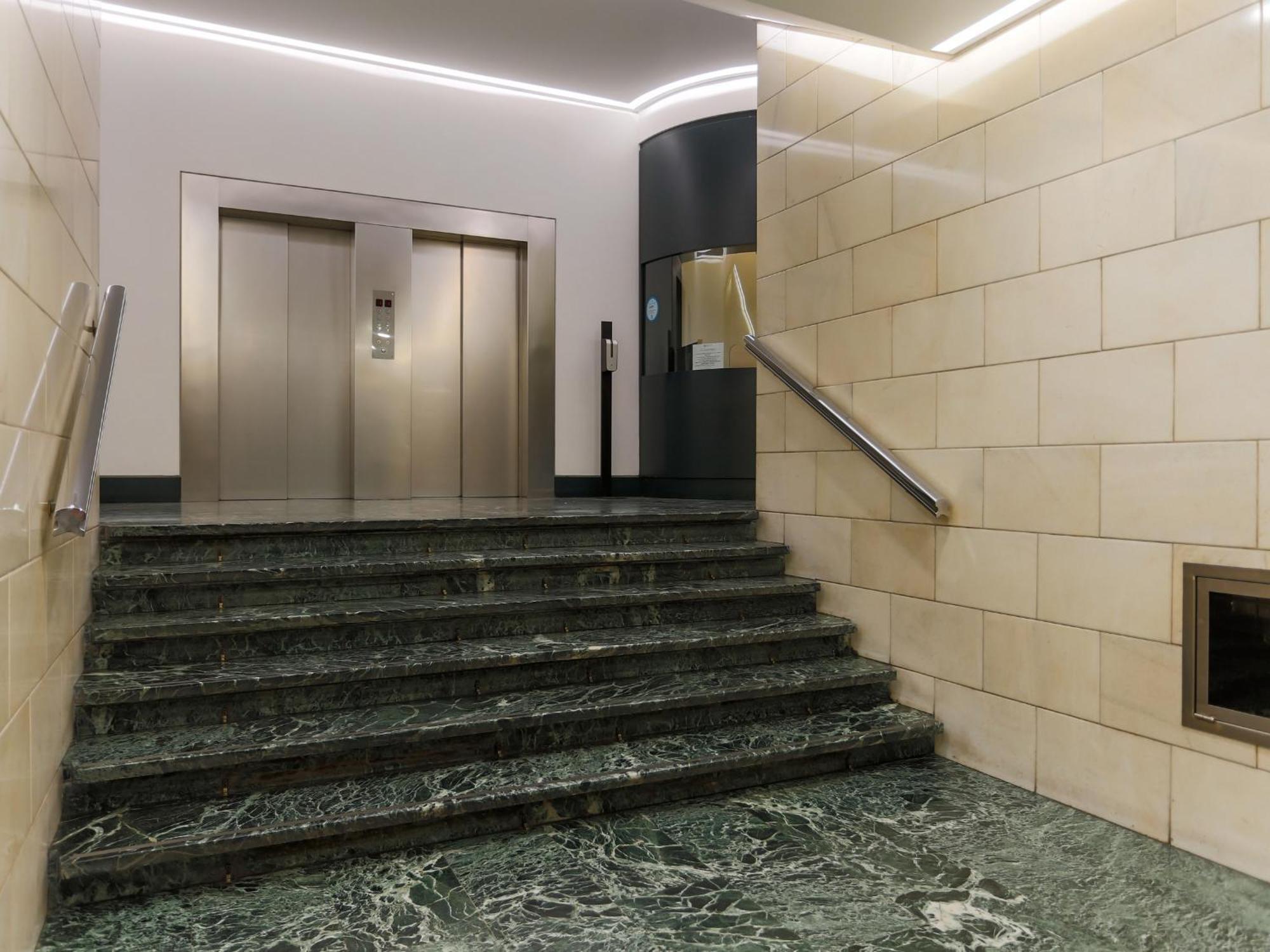 The Best Rent - Modern One Bedroom Apartment In San Babila Milano Eksteriør billede
